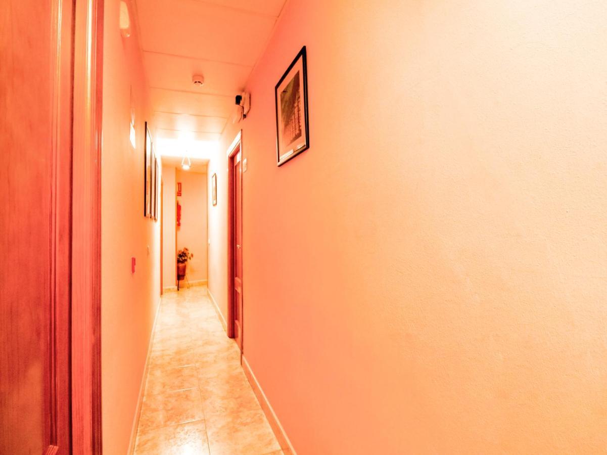 Oyo Hospedaje El Gato Segovia Exteriér fotografie